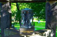 270 Trondheim, Vigeland