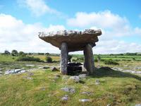 der Poulnabrone Dolmen