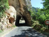 Gorges du Tarn. Felsentor 3,5 m Höhe