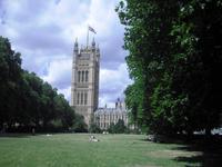 Victoria Garten und Victoria Turm in London