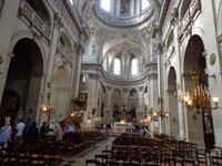 Das Innere der Kirche St. Paul