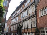 Dreifach Traufe an Bürgerhaus