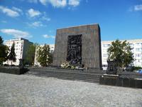 Warschau_Ghettodenkmal