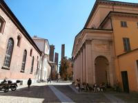 Blick auf Geschlechtertürme in Pavia