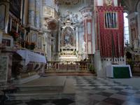 Blick in Richtung Altar 