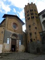 Piazza Repubblica (Altstadt) mit Kirche Sant'Andrea in Orvieto 