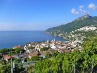 Blick auf die Amalfiküste (Vietri sul Mare)