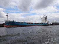 Ebenso ein Tankschiff