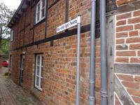 Buxtehude, kleine Gasse mit Bezug auf den Wettlauf von Hase und Igel