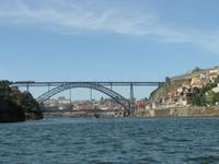 Eisenbahnbrücke in Porto