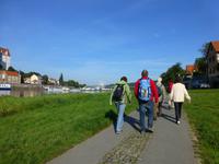 strahlend blauer Himmel