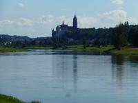 die Burg kommt wieder näher