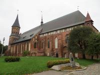 Königsberger Dom mit Rupp-Grab