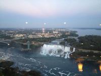 0240 Abendessen im Skylon Tower