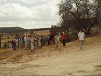 Reisegäste nach dem Aufstieg zum Midas Denkmal