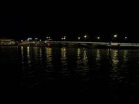 zur Brückenöffnung an der Newa