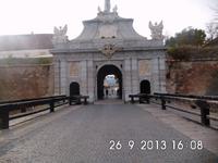 Die Poarta Principala von außen