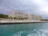 Der Dolmabahce-Palast am Bosporus