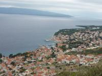 Blick auf Bol auf der Insel Brac