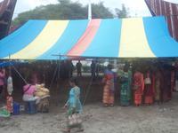 Der Hof ist zur Hochzeitsfeier bereit