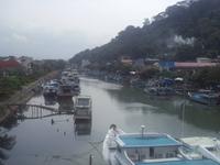 weitläufig ist Padangs Fischereihafen