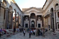 011 Split, Peristyl