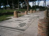 Mosaiken auf der Piazzale