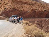 Eberhardt Reisegäste in der Dades-Schlucht