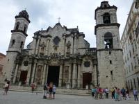 Faszination Kuba: Zigarren, Rum, karibisches Flair - Rundreise - Havanna - Dom