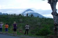 der Vulkan Ine Rie (2.245m)