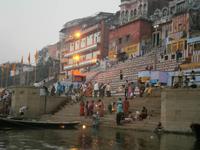 Eberhardt TRAVEL Reise durch Indien - heilige Stadt Varanasi am Ganges