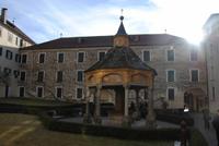 Innenhof Kloster Neustift - mit Renaissancebrunnen