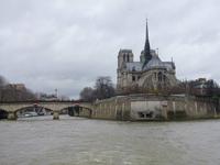 Kathedrale Nôtre Dame de Paris, eines der frühesten gotischen Kirchengebäude Frankreichs
