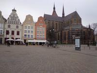 Rostock, Blick auf die gewaltige Marienkirche