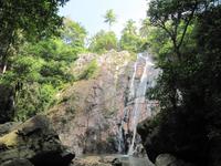 0123 ...-Wasserfall auf Kos Samui