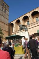 Löwen-Skulptur vor der Kirche in Sineu