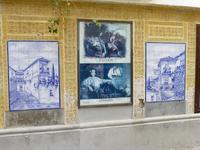 Stadtgeschichte auf Mosaikfliesen