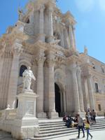 Sizilien 2014 327/ Dom , Kirche, Tempel, Syrakus