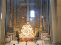 Besichtigung der Peterskirche (Pietá von Michelangelo)