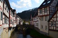 099 Vulkaneifel, Monreal, Blick zur Johannisbrücke