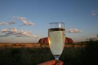 Sektempfang am Ayers Rock