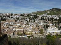 Alhambra-Nasridenpaläste-Blick auf das Albaicinviertel