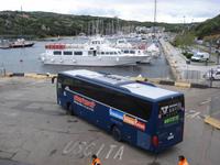 Santa Teresa di Gallura - Bus fährt rückwärts auf die Fähre