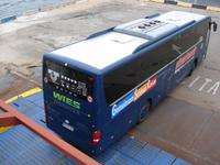 Santa Teresa di Gallura - Bus fährt rückwärts auf die Fähre