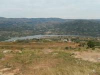 Blick zum Maguga-Staudamm