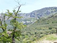 Blick von via verde de la Subbetica auf Zuheros