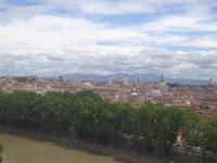 Blick über Rom - bis zu den Albaner Bergen