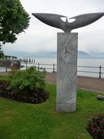 ... und Kunst in Stresa ist auch aufgestellt ...