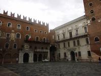 Rathausplatz, Verona
