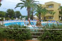 008-Pool im Hotel Sagitario